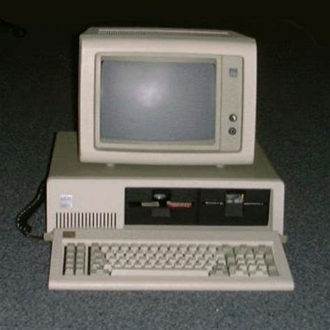 mainframe computer in electronic age|IBM 704 .